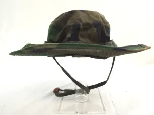 Topi Rimba Tembalang